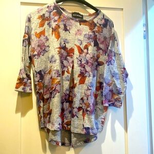 Softworks top. Size Lg